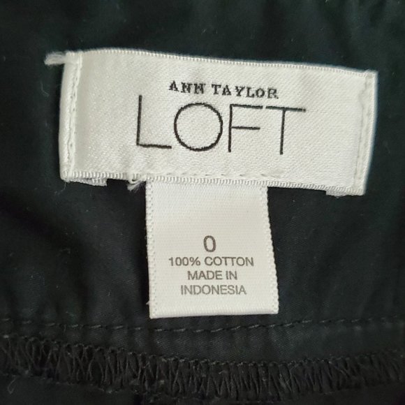 Ann Taylor Loft Regular to High-Rise Shorts | Like New | Size 0 | Black - Picture 6 of 7